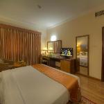 Standard Room Near Talal Supermarket By Luxury Bookings Dubai 