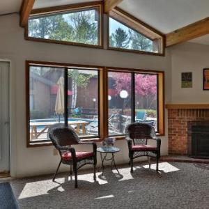 Deluxe one bedroom suite located on first floor with outdoor heated pool 11517