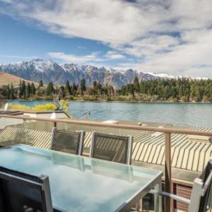 The Lodges 9 - Lake Front Views and Walk to Town