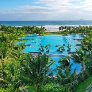 Arena Cam Ranh Resort by Realus