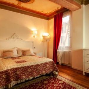 Porta Antica Apartment