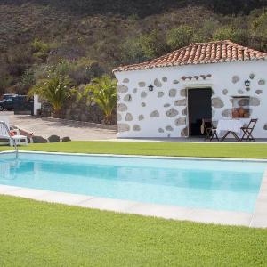 Vivelorural Abuela Maria 1 chill garden pool