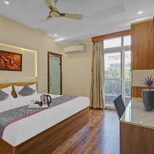 Townhouse Lucky Grand Palace