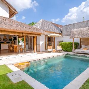 Villa Waterlily by Villa Finder