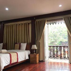 Villa Vieng Sa Vanh Hotel & Travel