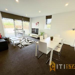 Wonder in Woden - 2 bd 2bth Apt