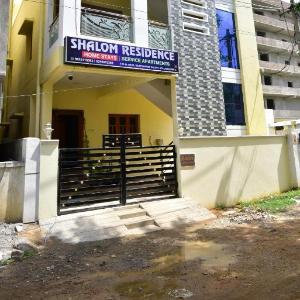 SHALOM RESIDENCE - 2BHK-AC Service Apartments Premium amenities Kitchen with Stovetop WiFi