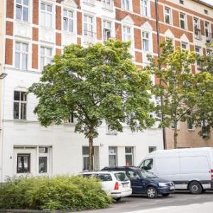 Spacious Apartment in Berlin Mitte for 6