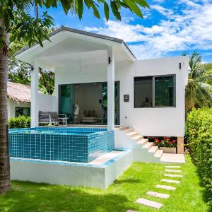 Bougain Villas Salad Beach