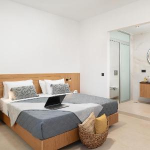 Elia City Apartments