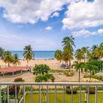 Beachfront 1BR Apt in Marbella del Caribe Isla Verde