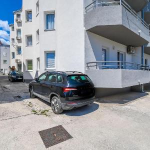 Apartment Agi