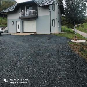 Apartman-vikendica Mihajlović