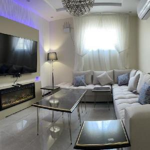 3 luxury rooms in a nice apartment