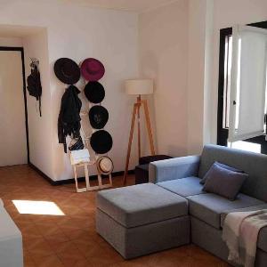 Hermoso Departamento con Balcón a 3 cuadras del Mar - La Perla