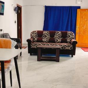 TIRUCHANOOR HOME STAY