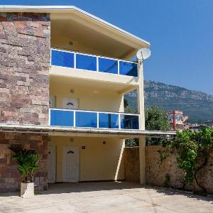 Shanti apartments