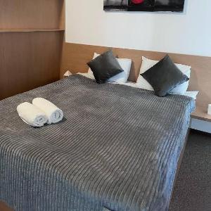 New building cozy apartment on the Dnipro river