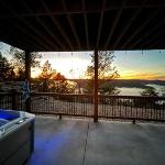 Sunset Bluff at Table Rock Lake Lampe