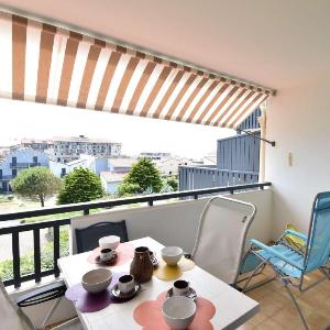 Résidence Les Terrasses de Notre Dame bel appartement avec vue sur l'entrée du port