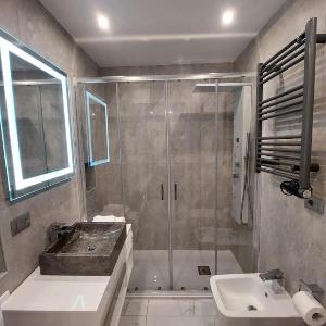 Apartment Marble