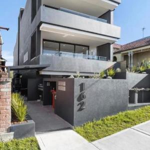 Coogee Beachside Abode 1
