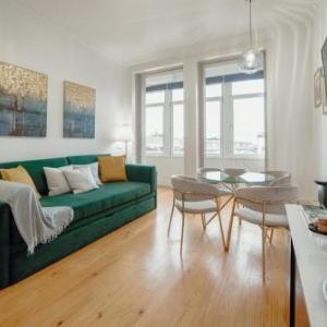 Downtown Premium Apartment by Vacationy