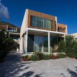 Sea Drive Luxury Vila Green Coast