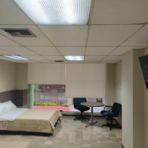 OCEANIk SUITES & HOTEL