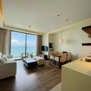 Stunning Apartments Across My Khe Beach ! Rooftop Pool & Gym
