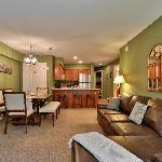 The Pico Escape- 3BR 2BA Ski On Ski Off at Pico Mountain Close to Killington condo