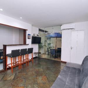 Nice one bedroom few steps to Ipanema beach