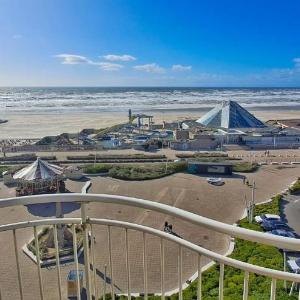 Touquet apartment facing the sea