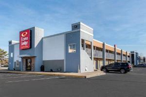 Econo Lodge Inn & Suites, Columbus