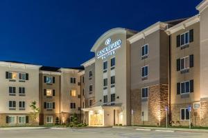 Candlewood Suites Columbia Hwy 63 & I-70, Columbia