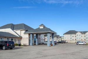Ramada by Wyndham Edmonton International Airport, Leduc