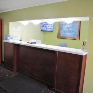 Hotels near Fraser Auditorium Sudbury - Northland Motel