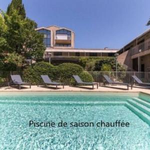 Hotels near Le Sonograf Le Thor - Hotel Cantosorgue