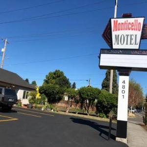 Hillsboro Ballpark Hotels - Monticello Motel