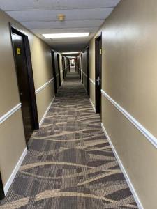 Super 8 by Wyndham Eau Claire WI, Eau Claire