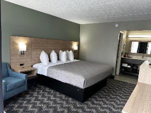 Quality Inn Nashville - Opryland Area hotel near Gaylord Opryland Resort & Convention Center