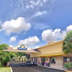 Hotels near Rainier Beach High School - Days Inn Seattle South/Tukwila