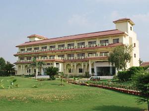 Shiva Oasis Resort, Alwar