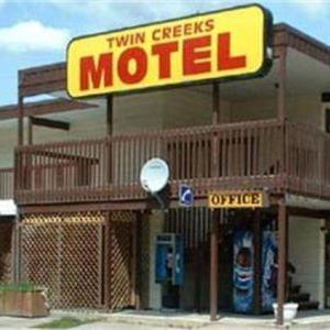 Twin Creeks Motel