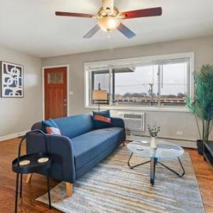 Tranquil 1BR Apartment in Arlington Heights - Salem 3C