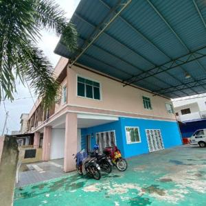 Roomstay Jalan Airport KT