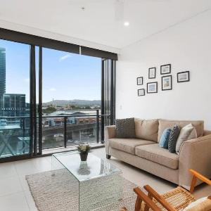 South Bank Skyview Pool & Gym Access
