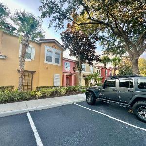 Grand Deluxe 3BR Townhouse near Disney Parks