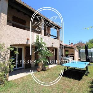 Villa 4 Chambres Jardin Jacuzzi Hyères PK CLIM By HC