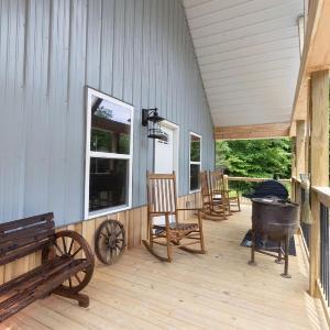 Kentucky Coal Cabin 2 min from Lake Cumberland